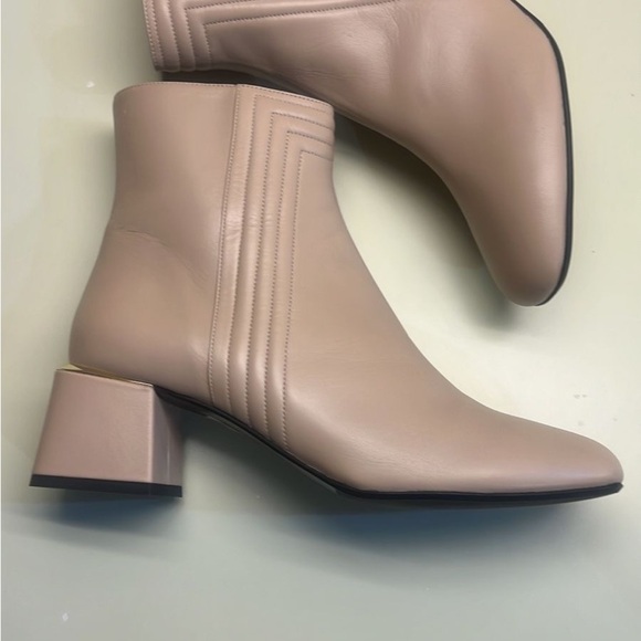 MADE IN ITALY GIOVANNA GRAZZINI Elegant Cream Ankle Boots - Picture 8 of 10
